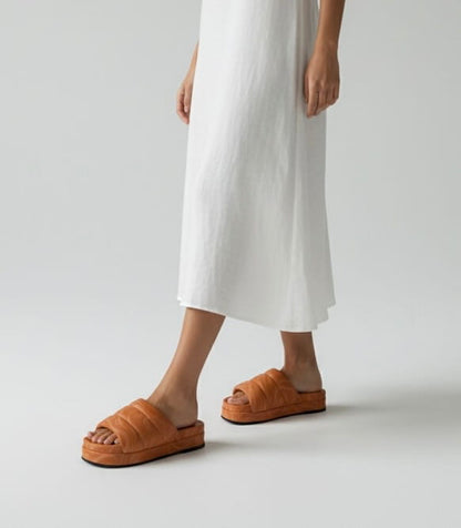 Mer Wedge