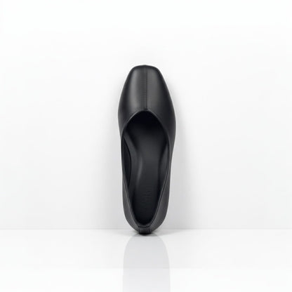 Noir Essence Ballerinas